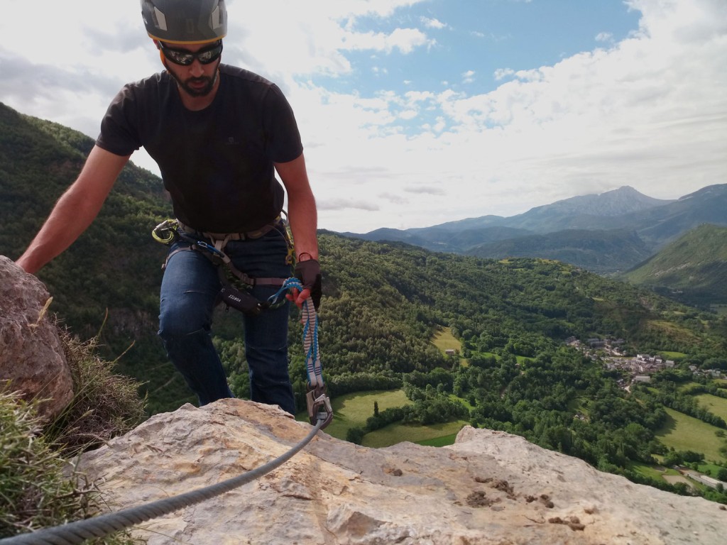 Salida de la vía ferrata de Castellaso, Sesué