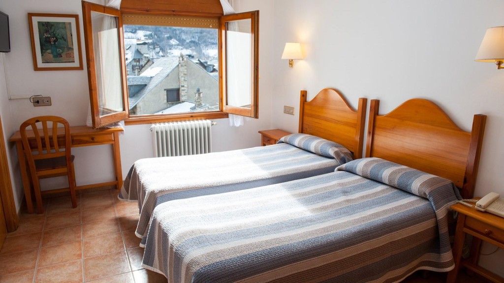 Hotel El Pilar 1* (Benasque)