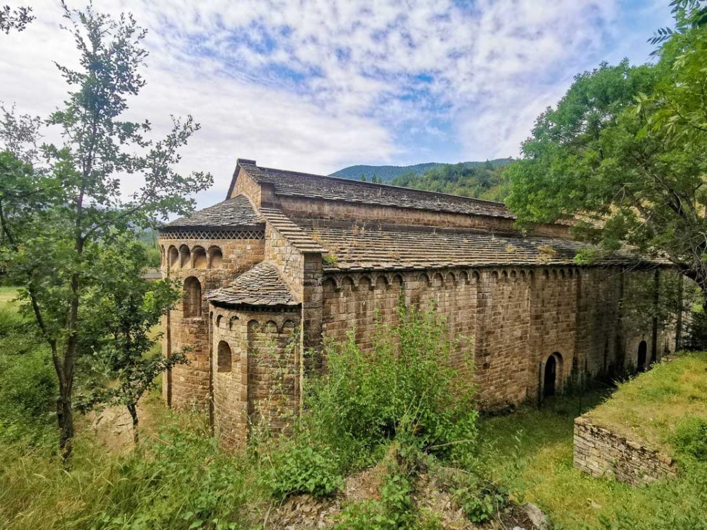 Ábside exterior del Monasterio de Obarra